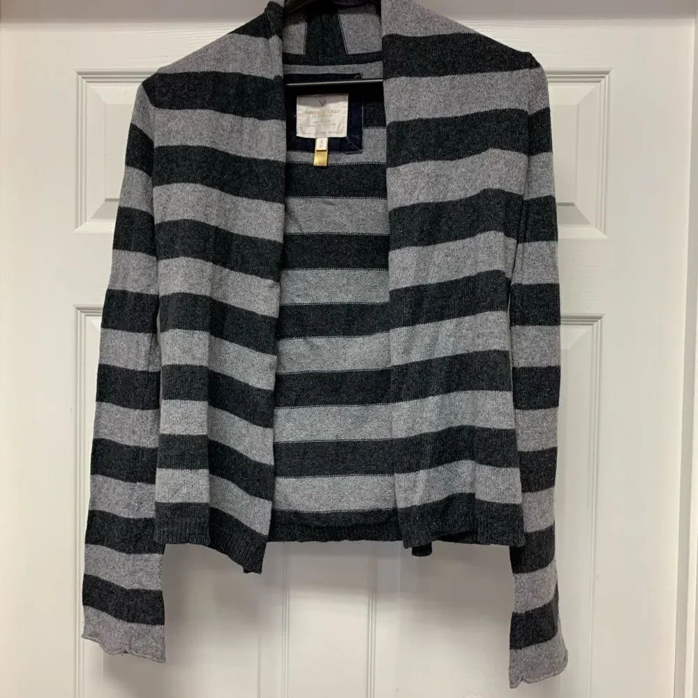 American Eagle Gray on Gray Open Front Cardigan Sweater sz S